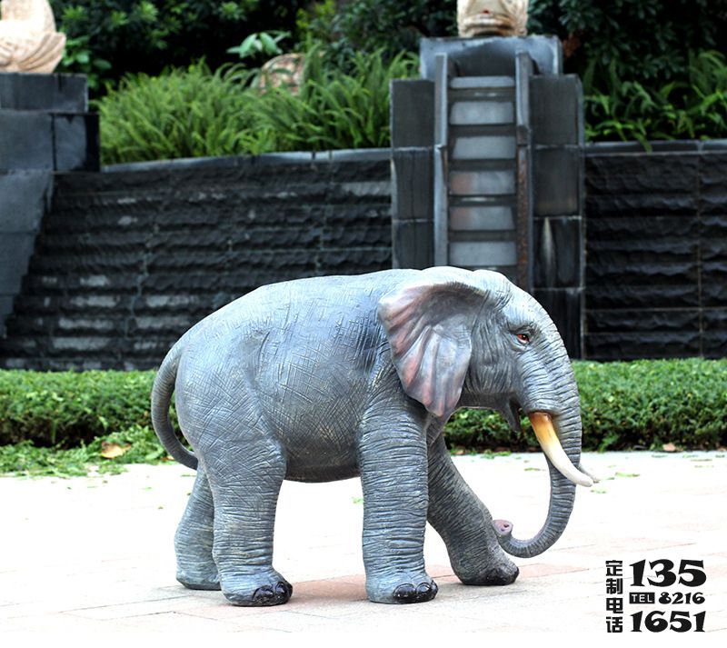 公園戶外大型景觀玻璃鋼仿真動(dòng)物大象雕塑 公園戶外大型景觀玻璃鋼仿真動(dòng)物大象雕塑